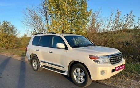 Toyota Land Cruiser 200, 2012 год, 3 650 000 рублей, 1 фотография