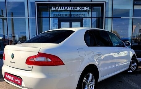 Skoda Superb III рестайлинг, 2012 год, 1 200 000 рублей, 5 фотография