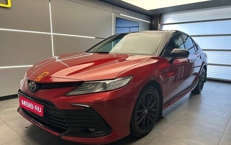 Toyota Camry, 2021 год, 3 759 000 рублей, 1 фотография