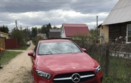 Mercedes-Benz A-Класс, 2019 год, 2 550 000 рублей, 4 фотография