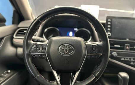 Toyota Camry, 2021 год, 3 759 000 рублей, 8 фотография