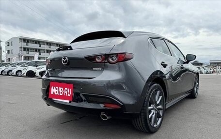 Mazda 3, 2020 год, 2 000 000 рублей, 32 фотография