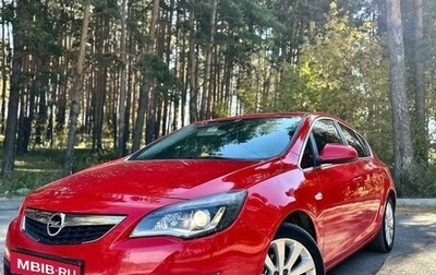 Opel Astra J, 2011 год, 720 000 рублей, 1 фотография