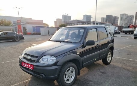 Chevrolet Niva I рестайлинг, 2005 год, 350 000 рублей, 1 фотография