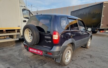 Chevrolet Niva I рестайлинг, 2005 год, 350 000 рублей, 2 фотография