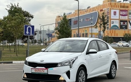 KIA Rio IV, 2020 год, 1 750 000 рублей, 1 фотография