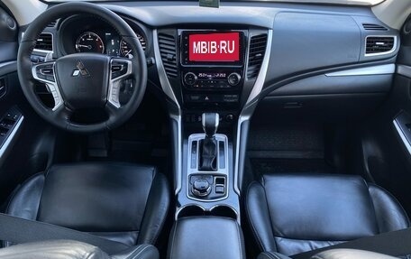 Mitsubishi Pajero Sport III рестайлинг, 2020 год, 3 650 000 рублей, 9 фотография