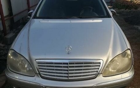 Mercedes-Benz S-Класс, 2003 год, 950 000 рублей, 1 фотография