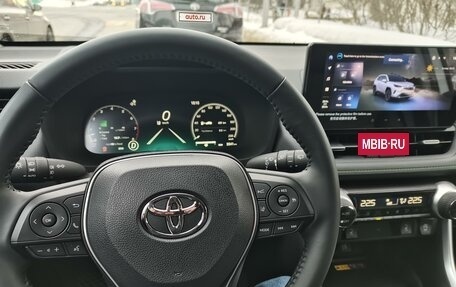 Toyota RAV4, 2023 год, 4 050 000 рублей, 3 фотография