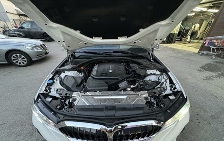 BMW 3 серия, 2019 год, 3 980 000 рублей, 13 фотография