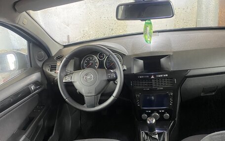 Opel Astra H, 2007 год, 570 000 рублей, 10 фотография