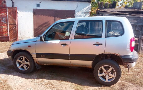 Chevrolet Niva I рестайлинг, 2005 год, 250 000 рублей, 9 фотография