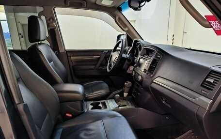 Mitsubishi Pajero IV, 2010 год, 1 949 000 рублей, 14 фотография