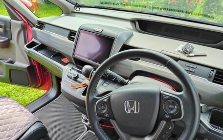 Honda Freed II, 2018 год, 1 870 000 рублей, 1 фотография