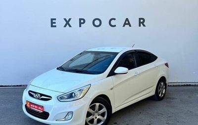 Hyundai Solaris II рестайлинг, 2013 год, 990 000 рублей, 1 фотография