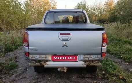 Mitsubishi L200 IV рестайлинг, 2011 год, 1 350 000 рублей, 4 фотография