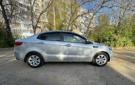 KIA Rio III рестайлинг, 2015 год, 980 000 рублей, 4 фотография