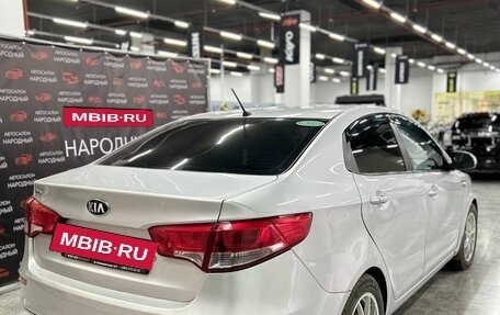 KIA Rio III рестайлинг, 2016 год, 899 000 рублей, 3 фотография