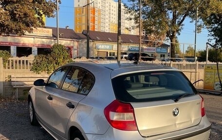 BMW 1 серия, 2006 год, 900 000 рублей, 4 фотография