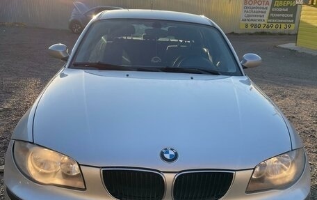 BMW 1 серия, 2006 год, 900 000 рублей, 3 фотография