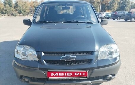 Chevrolet Niva I рестайлинг, 2010 год, 459 000 рублей, 3 фотография