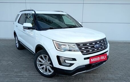 Ford Explorer VI, 2016 год, 3 190 000 рублей, 3 фотография