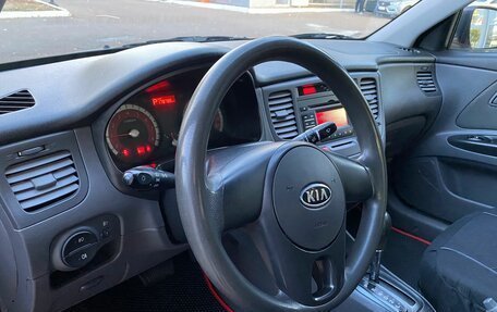 KIA Rio II, 2011 год, 796 000 рублей, 10 фотография