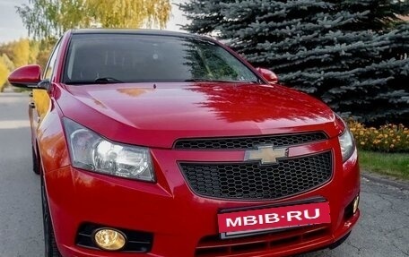 Chevrolet Cruze II, 2011 год, 950 000 рублей, 2 фотография