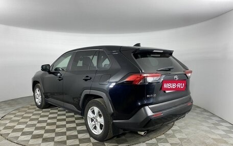 Toyota RAV4, 2020 год, 3 250 000 рублей, 3 фотография