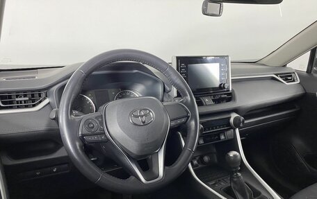 Toyota RAV4, 2020 год, 3 250 000 рублей, 12 фотография