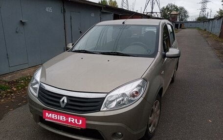 Renault Sandero I, 2010 год, 725 000 рублей, 1 фотография