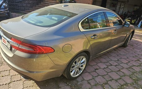 Jaguar XF I рестайлинг, 2011 год, 1 950 000 рублей, 3 фотография