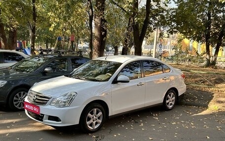 Nissan Almera, 2015 год, 900 000 рублей, 1 фотография