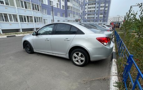 Chevrolet Cruze II, 2011 год, 490 000 рублей, 4 фотография