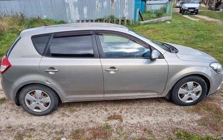 KIA cee'd I рестайлинг, 2010 год, 640 000 рублей, 4 фотография