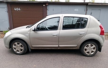 Renault Sandero I, 2010 год, 725 000 рублей, 3 фотография