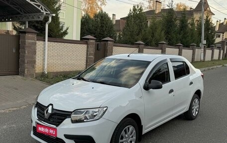 Renault Logan II, 2019 год, 865 000 рублей, 1 фотография