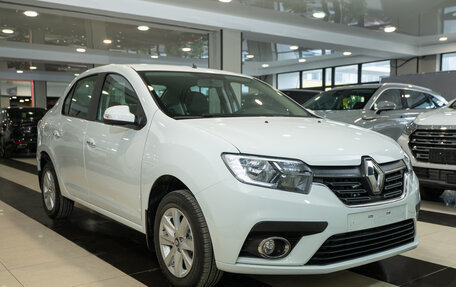 Renault Logan II, 2018 год, 1 050 000 рублей, 3 фотография