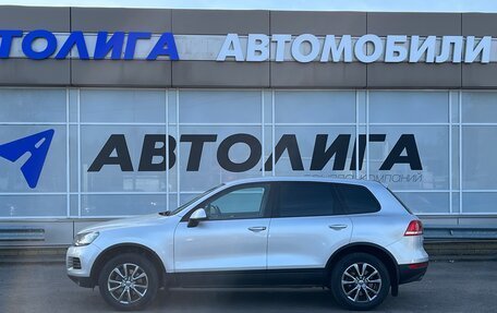 Volkswagen Touareg III, 2011 год, 1 742 000 рублей, 4 фотография