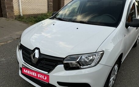 Renault Logan II, 2019 год, 865 000 рублей, 10 фотография