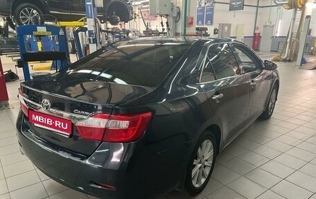 Toyota Camry, 2012 год, 1 597 000 рублей, 4 фотография