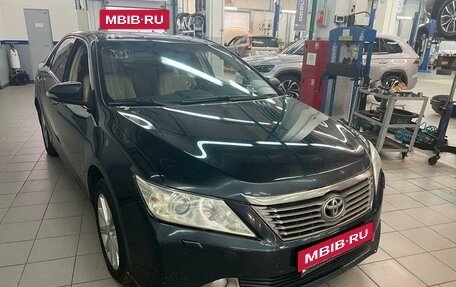 Toyota Camry, 2012 год, 1 597 000 рублей, 2 фотография