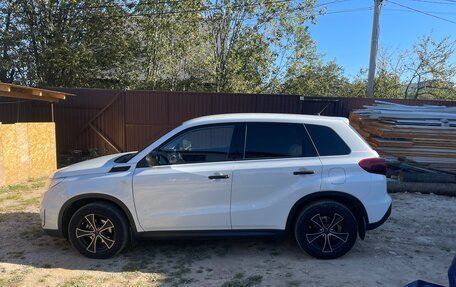 Suzuki Vitara II рестайлинг, 2019 год, 2 000 000 рублей, 14 фотография