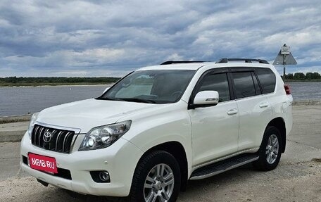 Toyota Land Cruiser Prado 150 рестайлинг 2, 2011 год, 3 300 000 рублей, 1 фотография