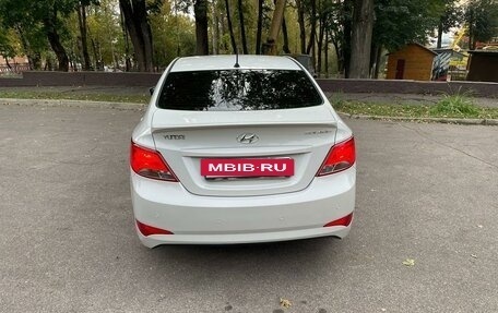 Hyundai Solaris II рестайлинг, 2014 год, 1 750 000 рублей, 4 фотография