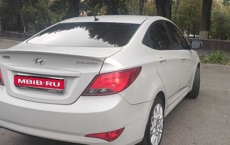 Hyundai Solaris II рестайлинг, 2014 год, 1 750 000 рублей, 6 фотография