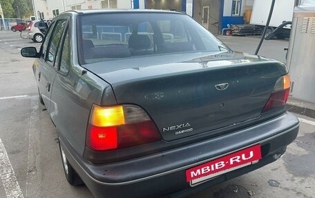 Daewoo Nexia I рестайлинг, 1997 год, 137 000 рублей, 7 фотография