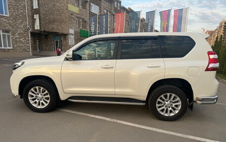 Toyota Land Cruiser Prado 150 рестайлинг 2, 2015 год, 4 150 000 рублей, 3 фотография