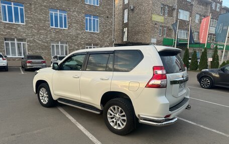 Toyota Land Cruiser Prado 150 рестайлинг 2, 2015 год, 4 150 000 рублей, 4 фотография