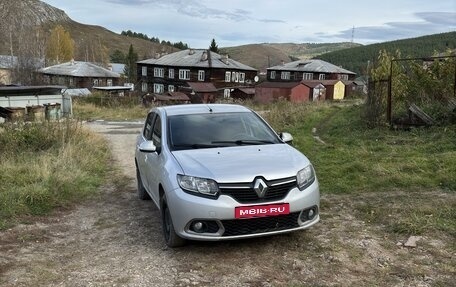 Renault Sandero II рестайлинг, 2015 год, 730 000 рублей, 1 фотография